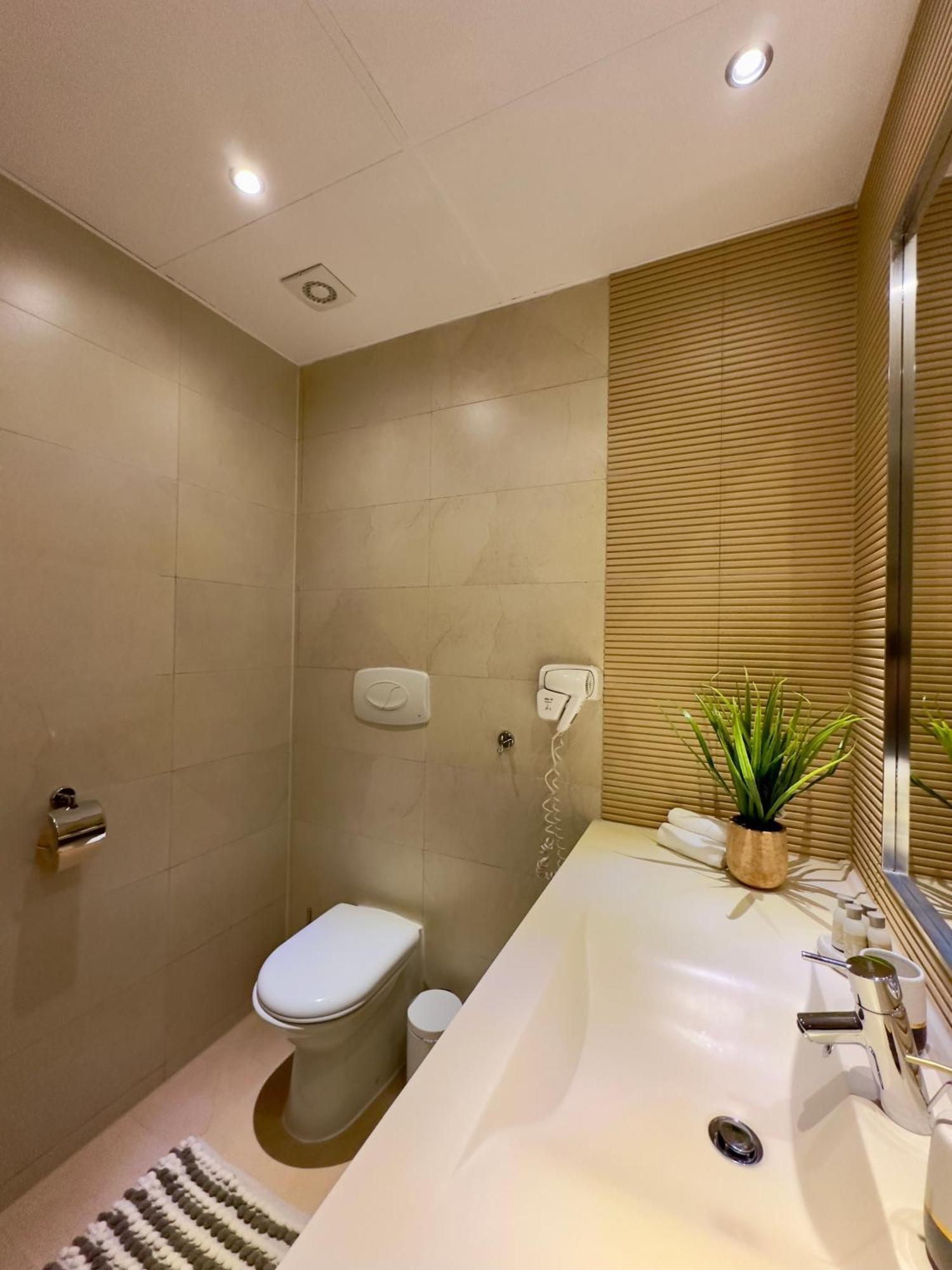 Sudului Aparthotel Bukarest Exteriör bild